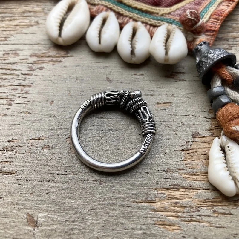 Suarti balinese sterling silver ring 3.jpeg