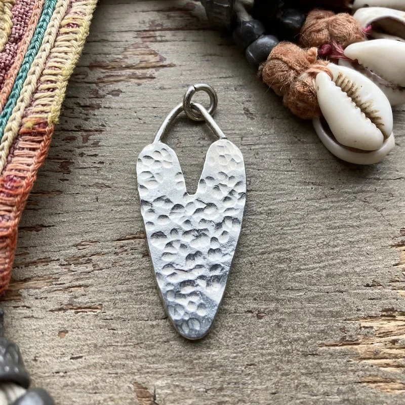 hammered solid silver heart pendant 1.jpeg