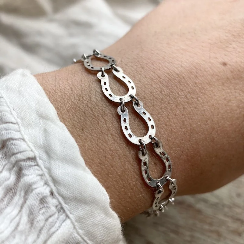 Lovely Vintage Sterling Silver Horseshoe Bracelet