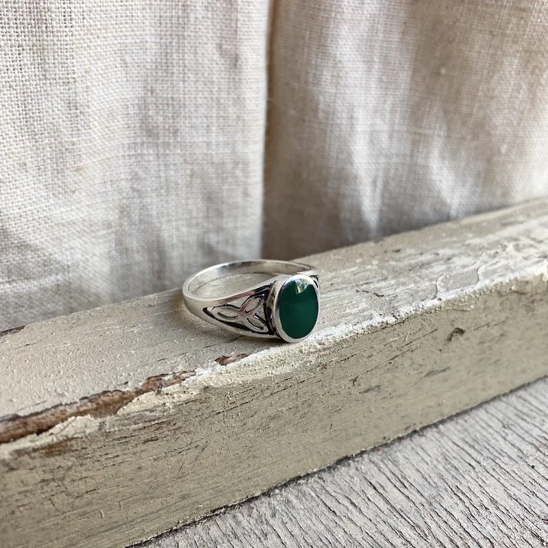 vintage sterling silver celtic knot ring 1.jpeg