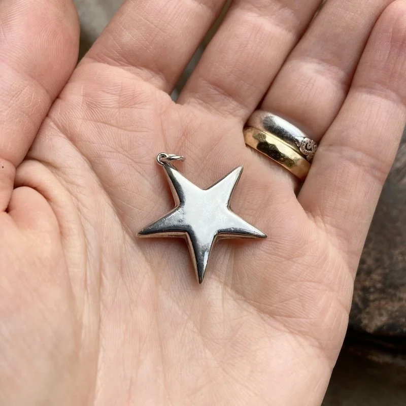 vintage sterling silver star pendant 3.jpeg