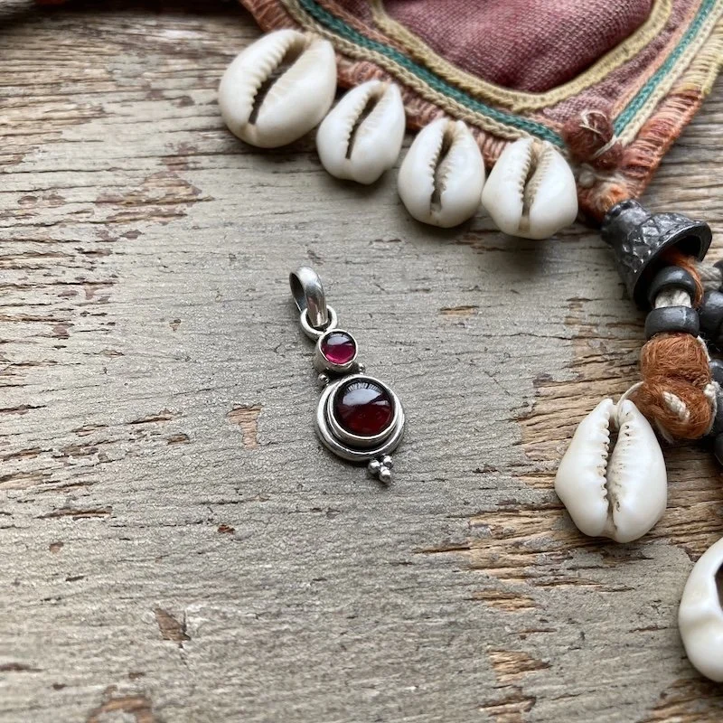 sterling silver and carnelian pendant 2.jpeg