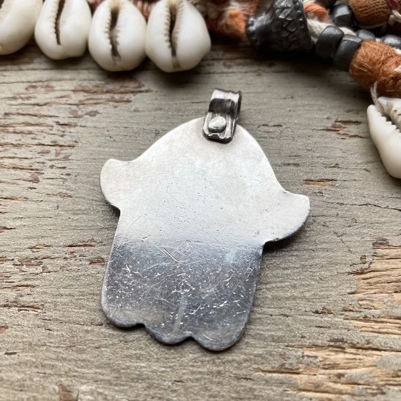 vintage solid silver hamsa hand pendant 2.jpeg