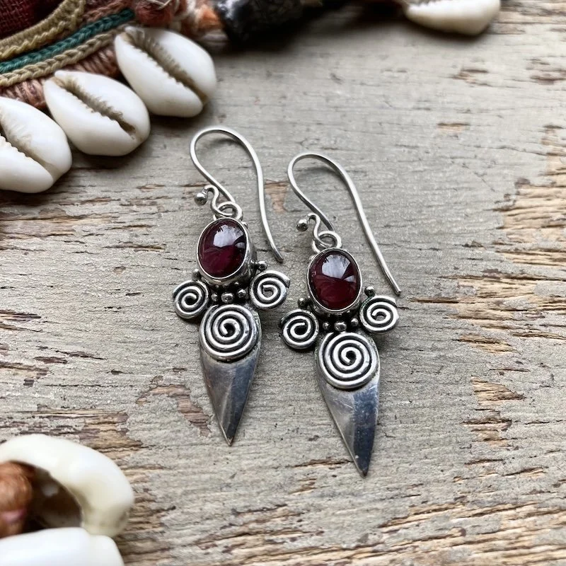 vintage ornate sterling silver garnet spiral earrings 1.jpeg