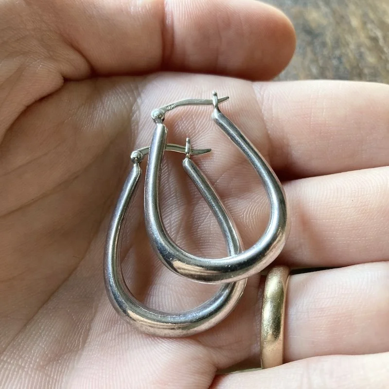 vintage sterling silver oval hoops 4.jpeg