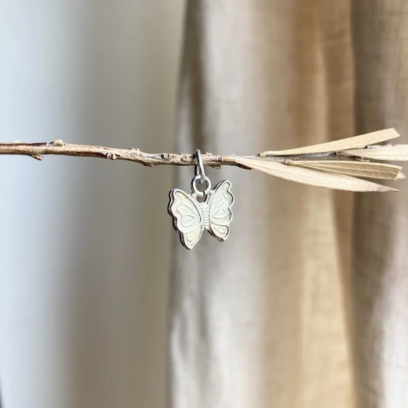 sweet little sterling silver butterfly pendant 2.jpeg