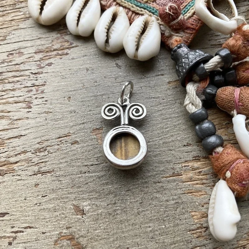 sterling silver and tiger's eye pendant 3.jpeg
