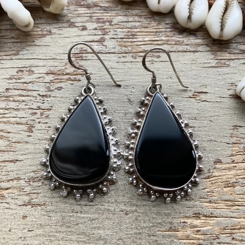 vintage sterling silver black onyx earrings 1.jpeg