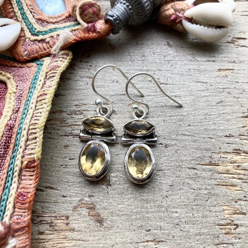 sterling silver citrine dangly earrings 1.jpeg