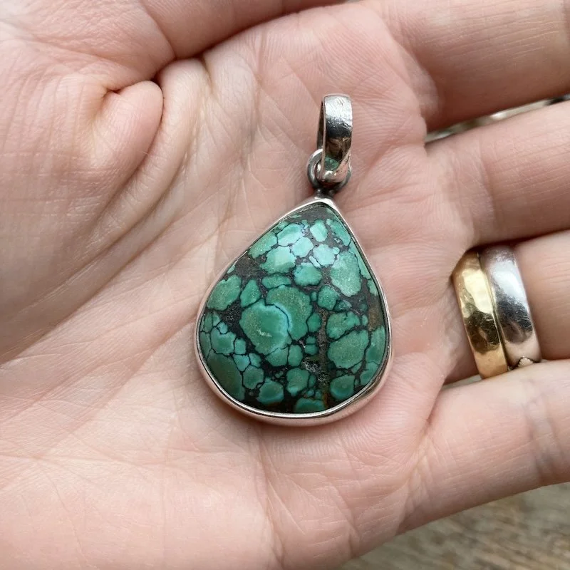 vintage sterling silver chunky natural turquoise pendant 3.jpeg