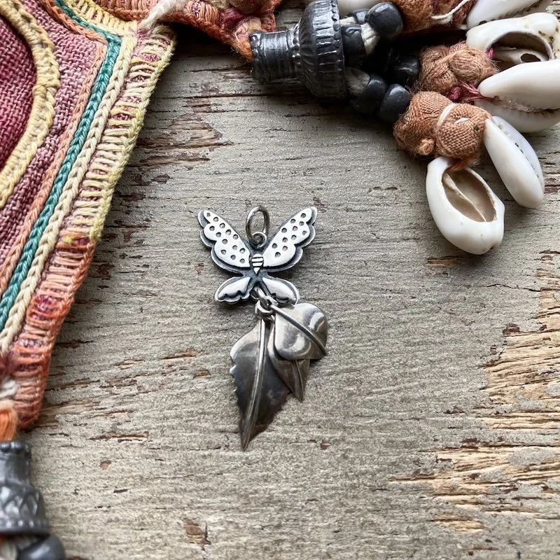 pretty vintage sterling silver butterfly pendant 1.jpeg
