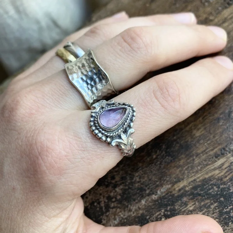 vintage sterling silver amethyst ring 4.jpeg