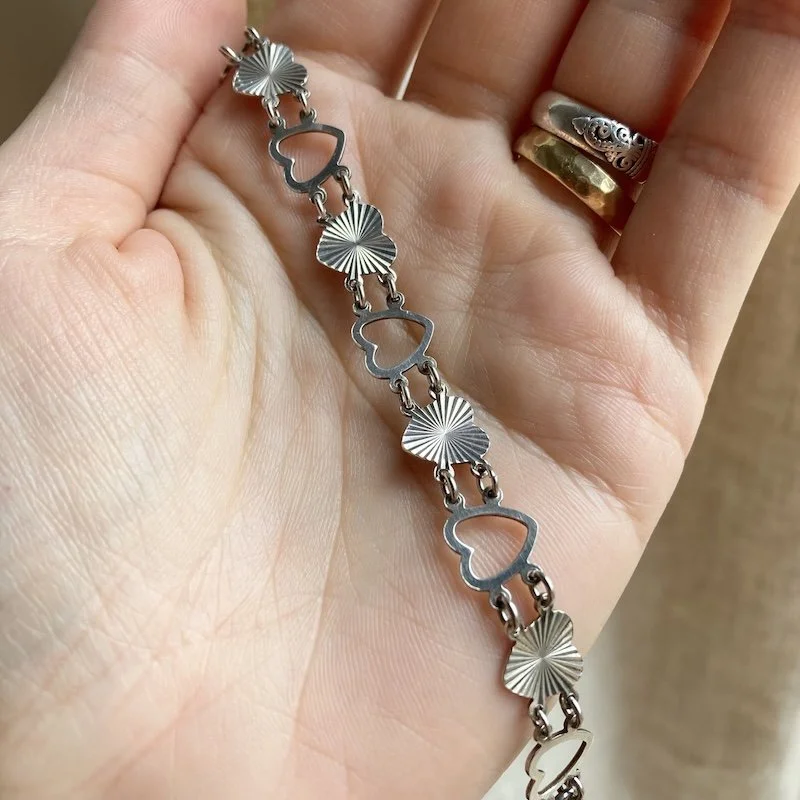 Pretty Vintage Sterling Silver Love Heart Bracelet