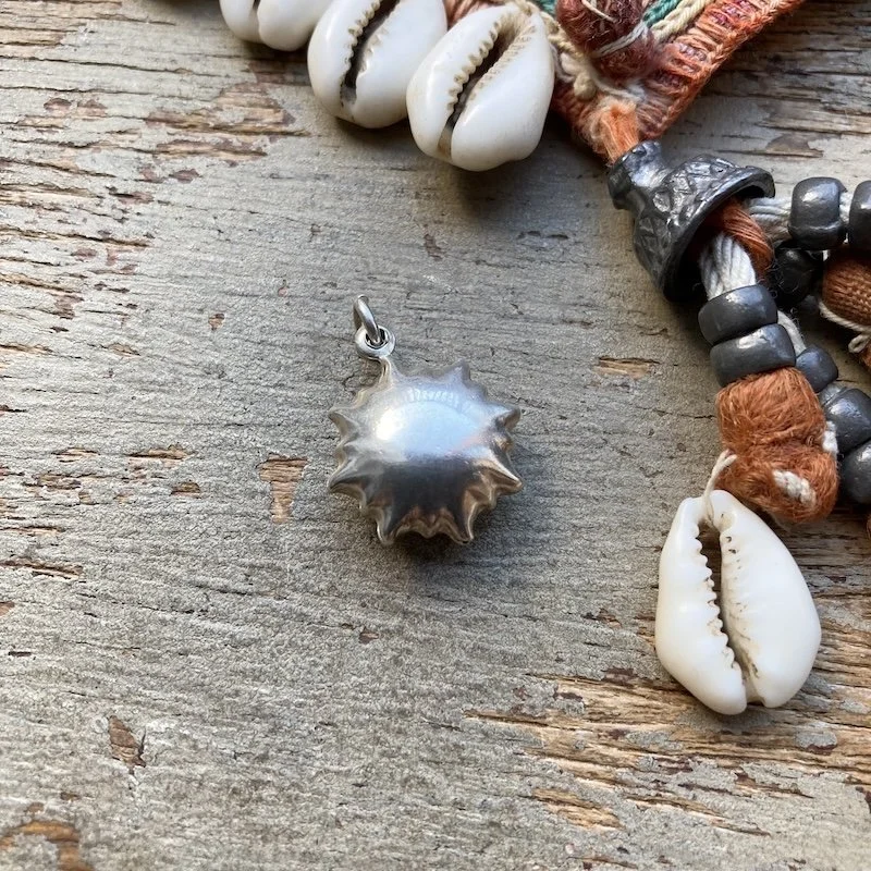 vintage sterling silver puffy sun pendant 2.jpeg