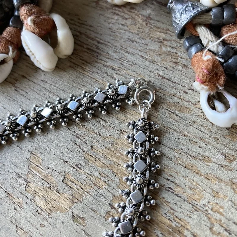 Indian ornate sterling silver bracelet 3.jpeg