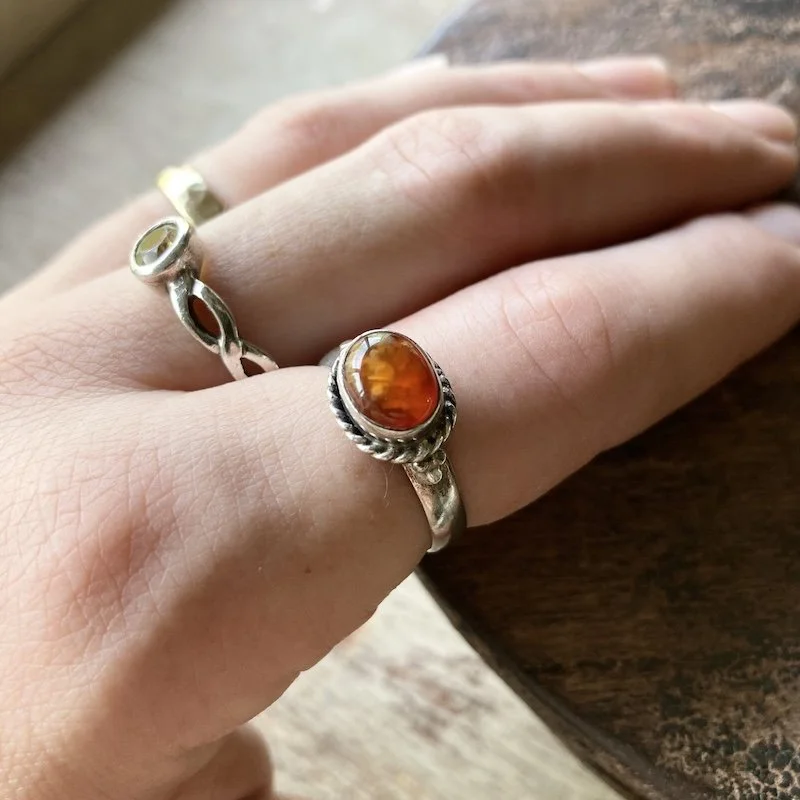 vintage sterling silver amber ring 4.jpeg