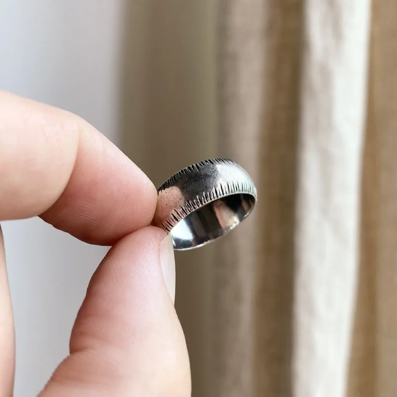 vintage textured solid silver band ring 4.jpeg