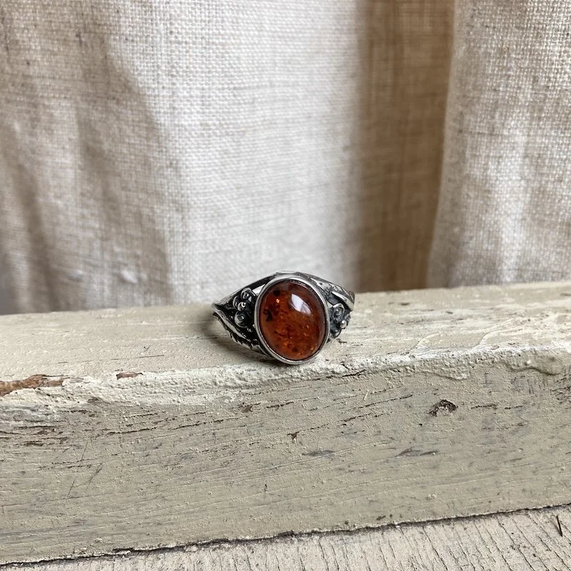 Pretty Vintage Sterling Silver and Amber Ring