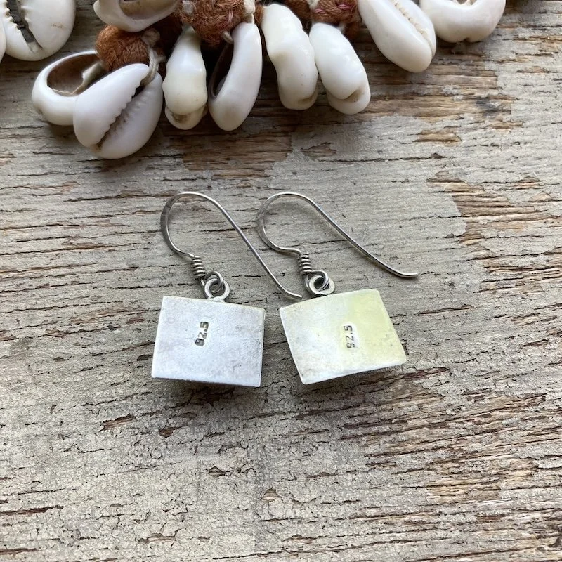 vintage sterling silver rainbow moonstone earrings 2.jpeg