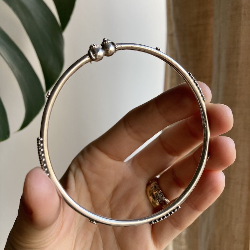 vintage indian ornate sterling silver bangle 2.jpeg