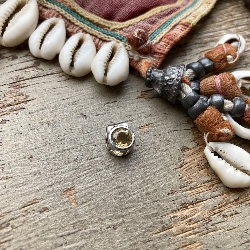 sterling silver sparkly yellow pendant 2.jpeg