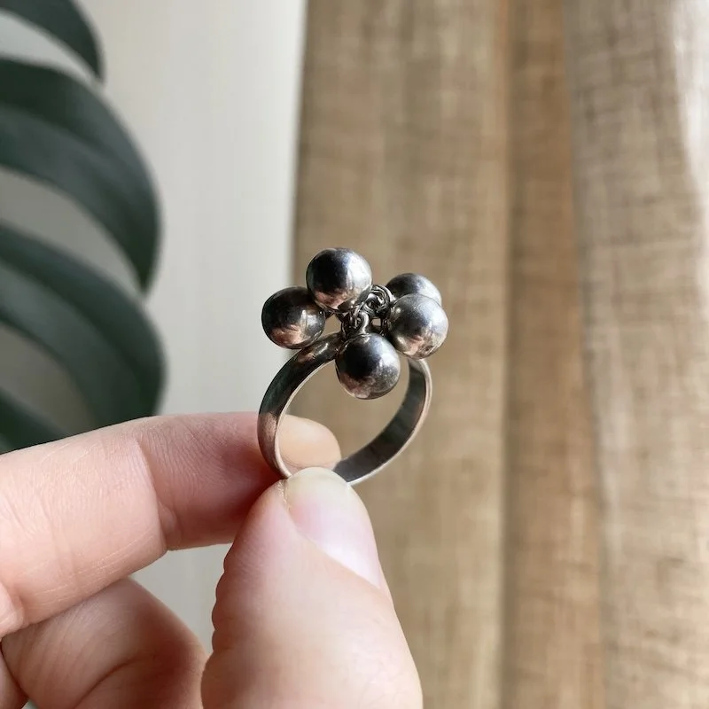 vintage sterling silver beaded ring 5.jpeg