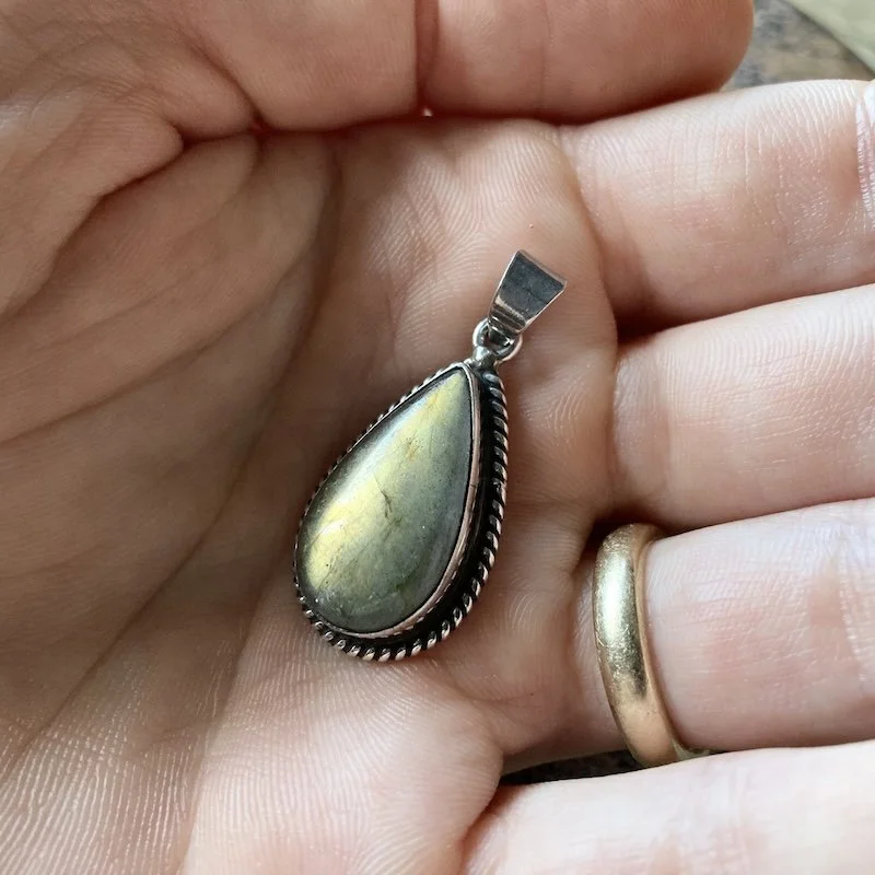 sterling silver labradorite teardrop pendant 5.jpeg