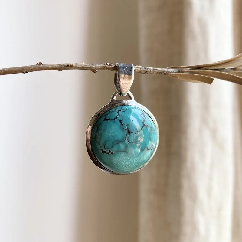 sterling silver round turquoise pendant 4.jpeg
