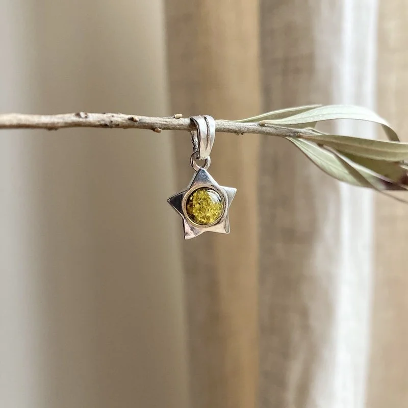 sterling silver and amber star pendant 5.jpeg