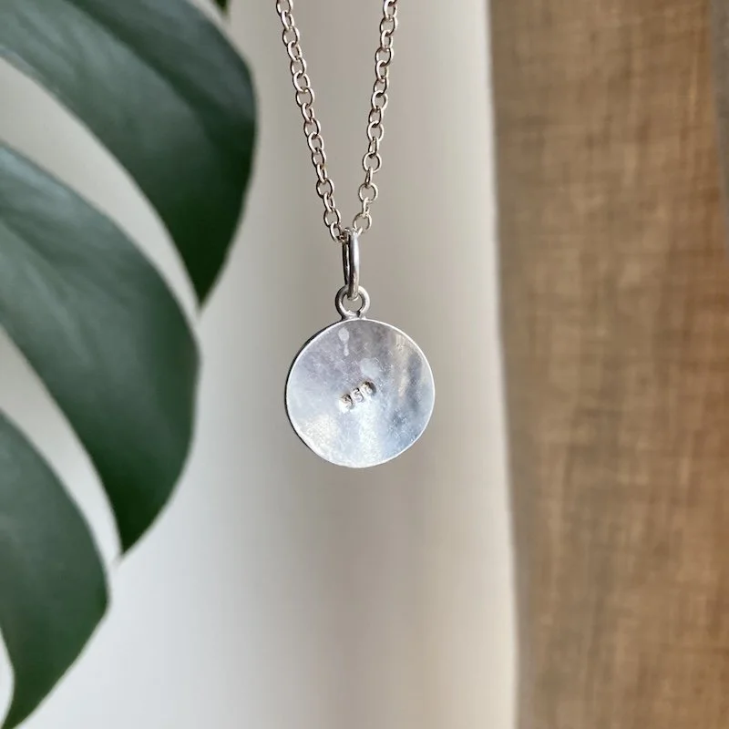 Peruvian 950 silver inlaid rainbow spiral necklace 2.jpeg