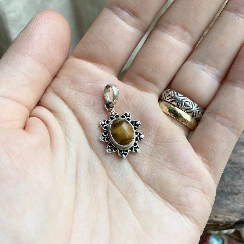 ornate sterling silver tiger's eye pendant 4.jpeg