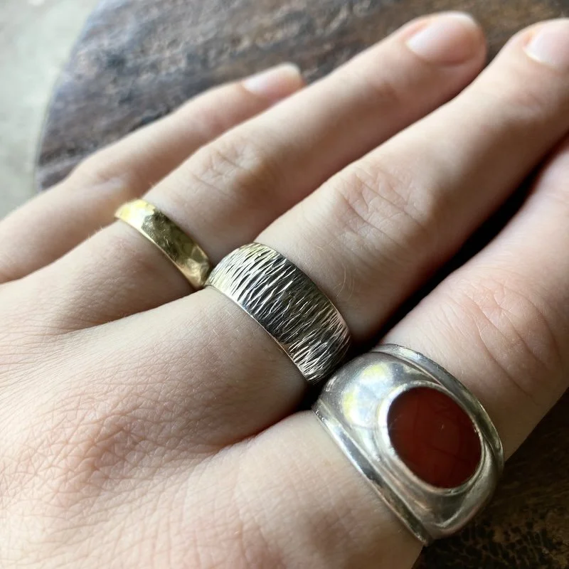 chunky engraved solid silver band ring 1.jpeg