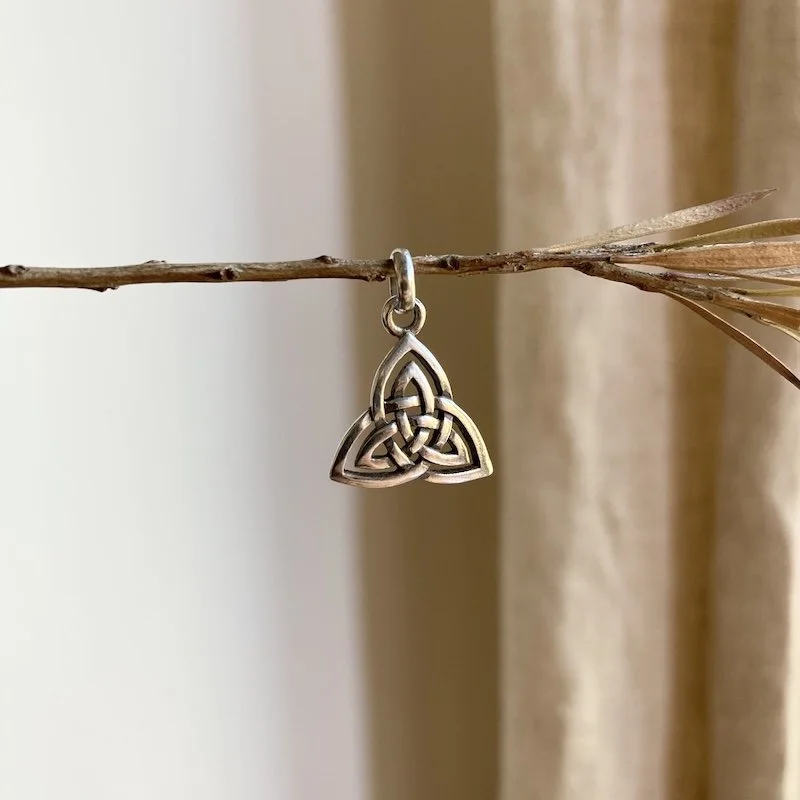 Lovely Little Sterling Silver Celtic Knot Pendant