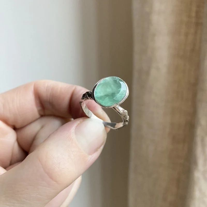 Stunning Handmade Solid Silver and Green Aquamarine Ring N