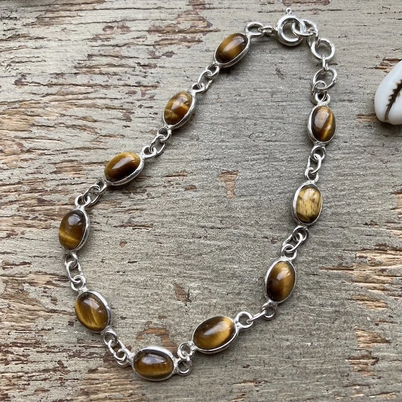 sterling silver and tiger's eye bracelet 5.jpeg