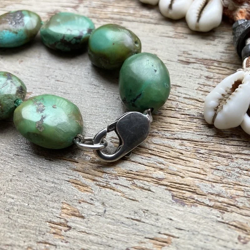 beautiful old turquoise beaded necklace  3.jpeg