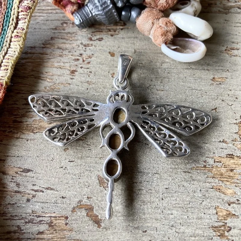 vintage sterling silver tiger's eye dragonfly pendant 2.jpeg
