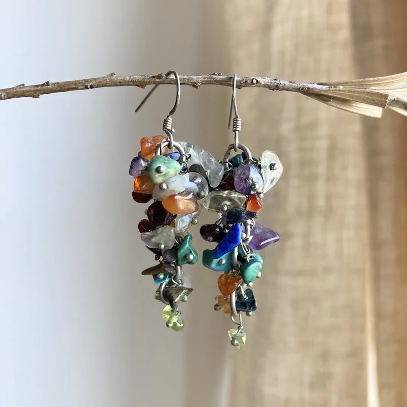 vintage multicoloured crystal chip earrings 5.jpeg