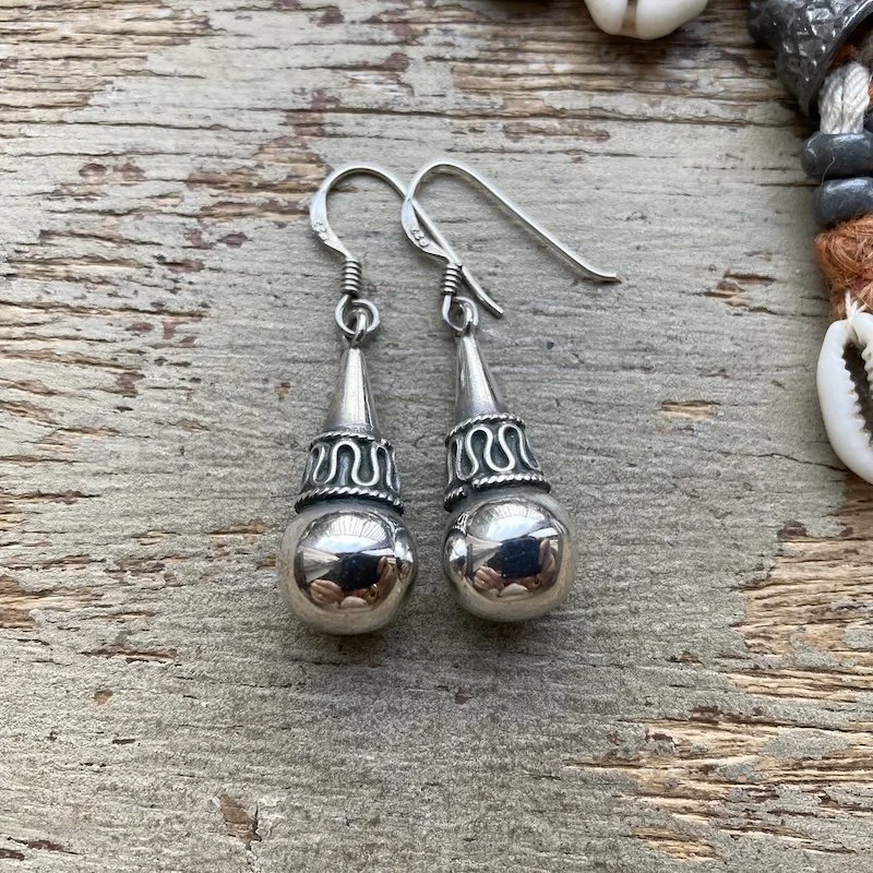 sterling silver balinese droplet earrings 1.jpeg
