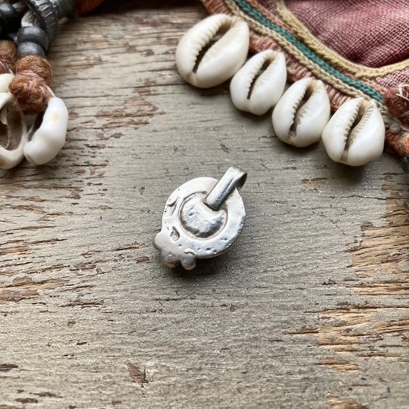 vintage stertling silver red coral pendant 2.jpeg