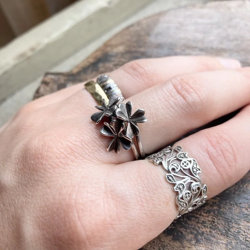 vintage sterling silver flower ring 5.jpeg