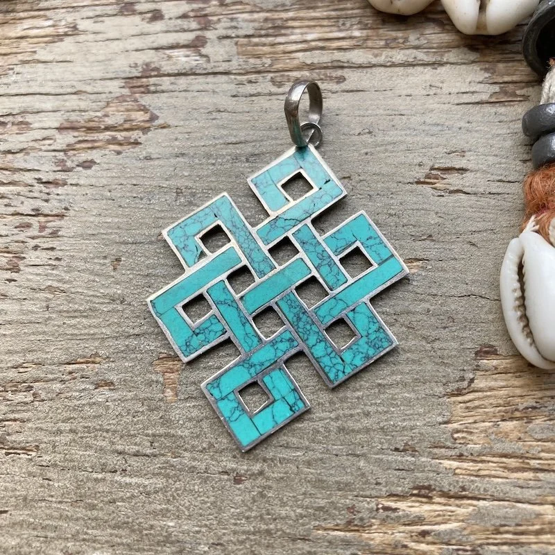 Amazing Vintage Sterling Silver Endless Knot Pendant