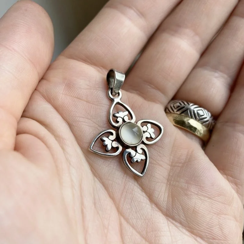 openwork sterling silver and moonstone pendant 4.jpeg