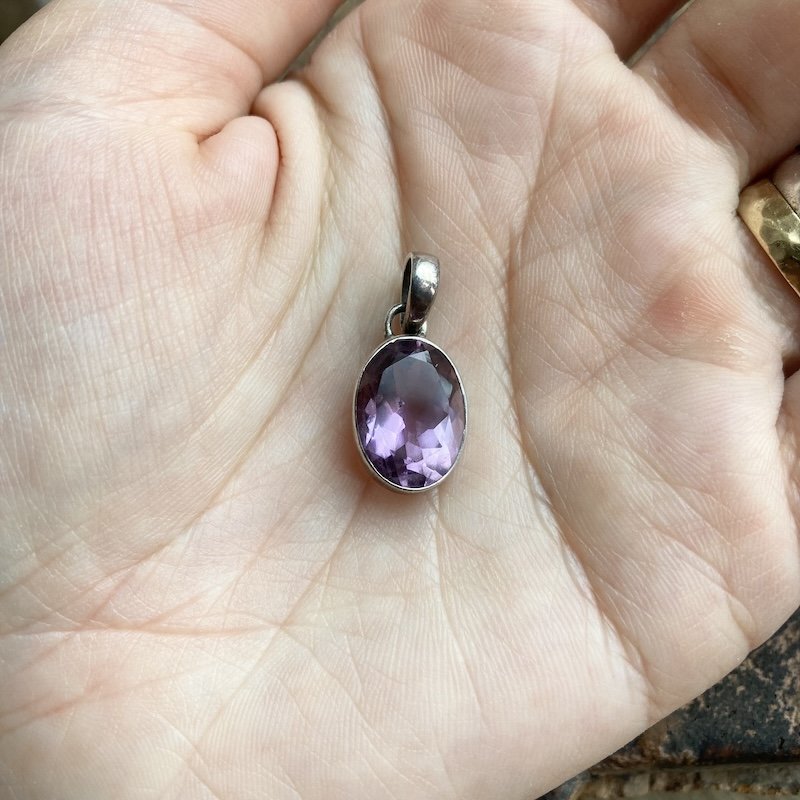 Pretty Vintage Simple Sterling Silver Amethyst Pendant