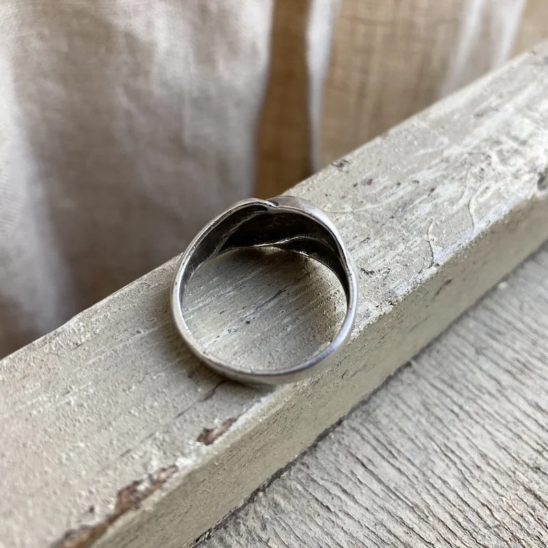 funky vintage solid silver ring 4.jpeg