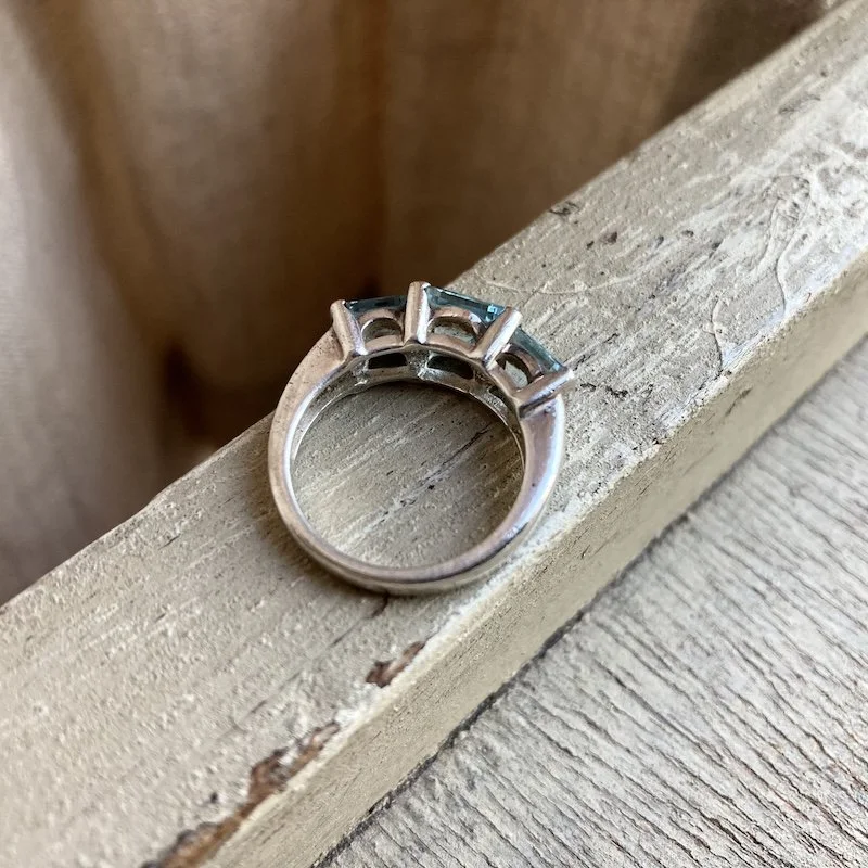vintage sterling silver blue topaz ring 4.jpeg