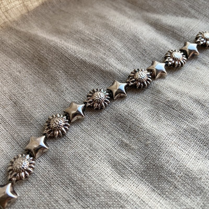 Pretty Vintage Sterling Silver Flower and Star Bracelet