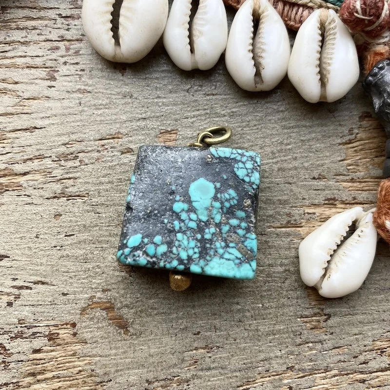 vintage 9ct gold and turquoise pendant 1.jpeg