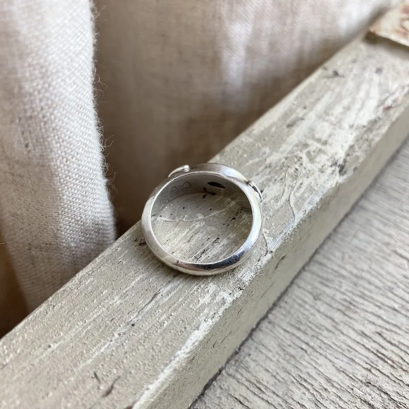 vintage sterling silver obsidian ring 3.jpeg