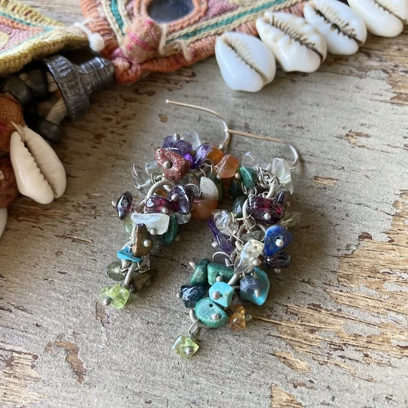 vintage multicoloured crystal chip earrings 3.jpeg